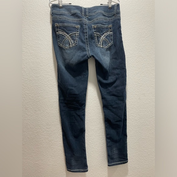 Dark wash jeans size 11 - Picture 2 of 3